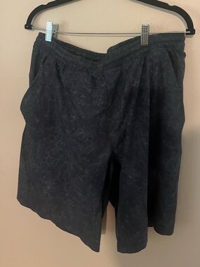 Lululemon blue xl shorts
